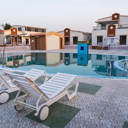 Flamingo Club And Resort Una 3 Km Away From Diu Check Post Екстериор снимка