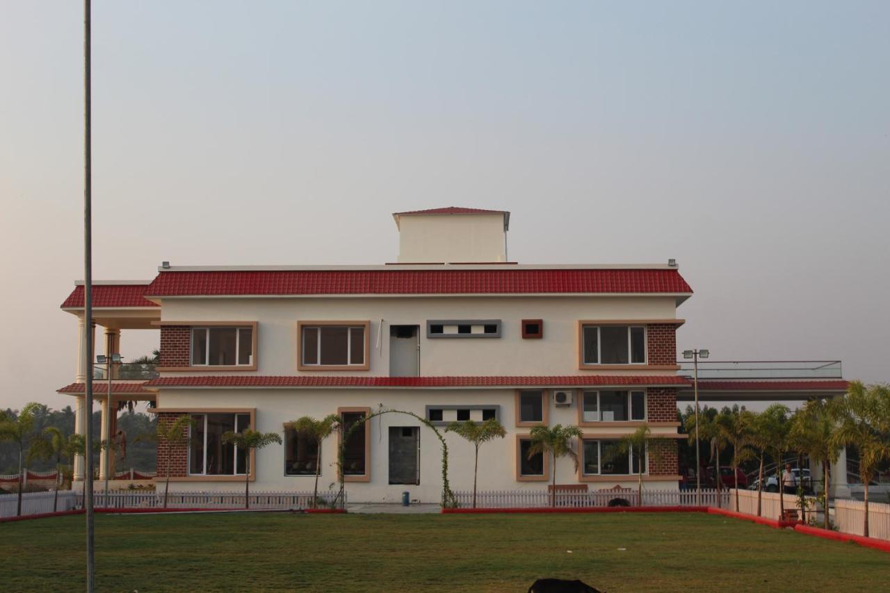 Flamingo Club And Resort Una 3 Km Away From Diu Check Post Екстериор снимка