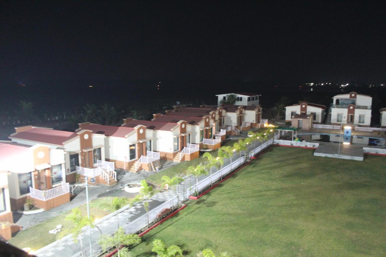 Flamingo Club And Resort Una 3 Km Away From Diu Check Post Екстериор снимка