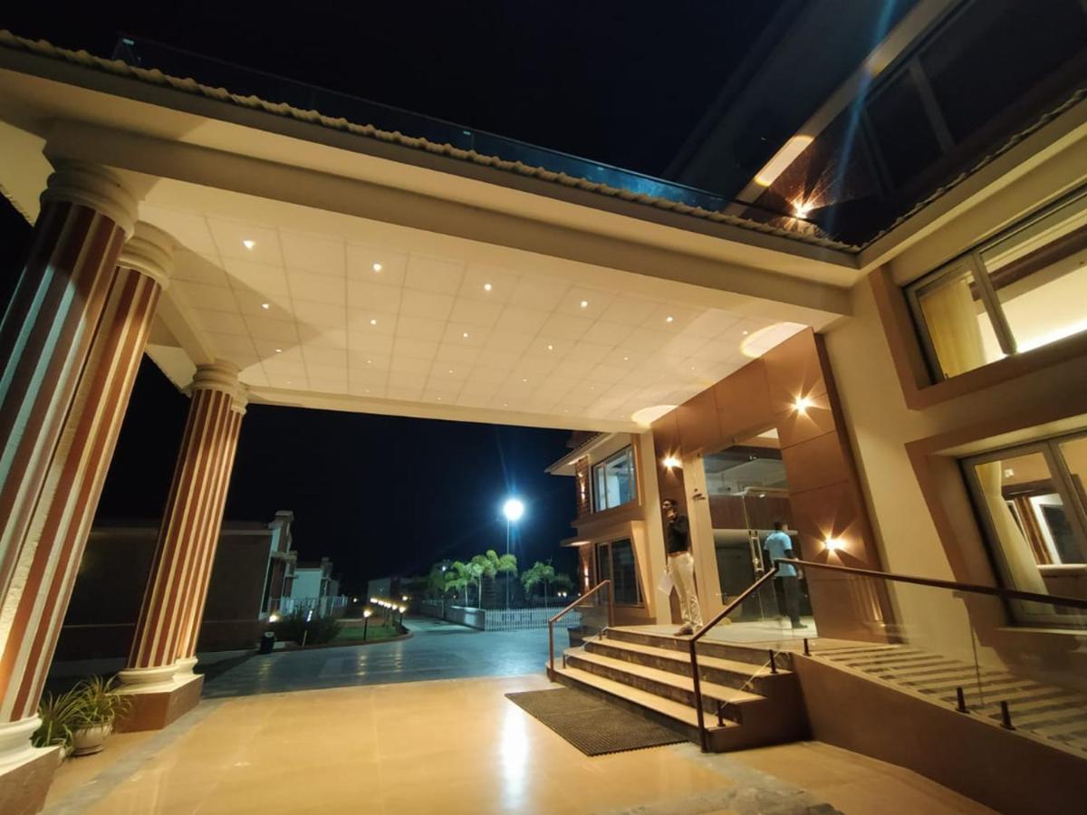 Flamingo Club And Resort Una 3 Km Away From Diu Check Post Екстериор снимка