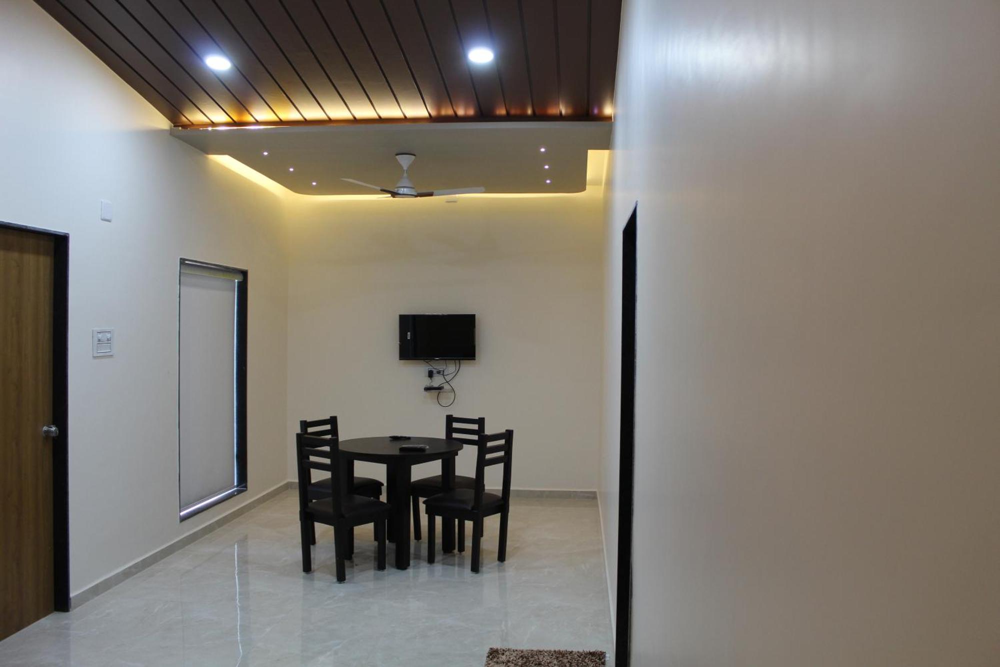 Flamingo Club And Resort Una 3 Km Away From Diu Check Post Екстериор снимка