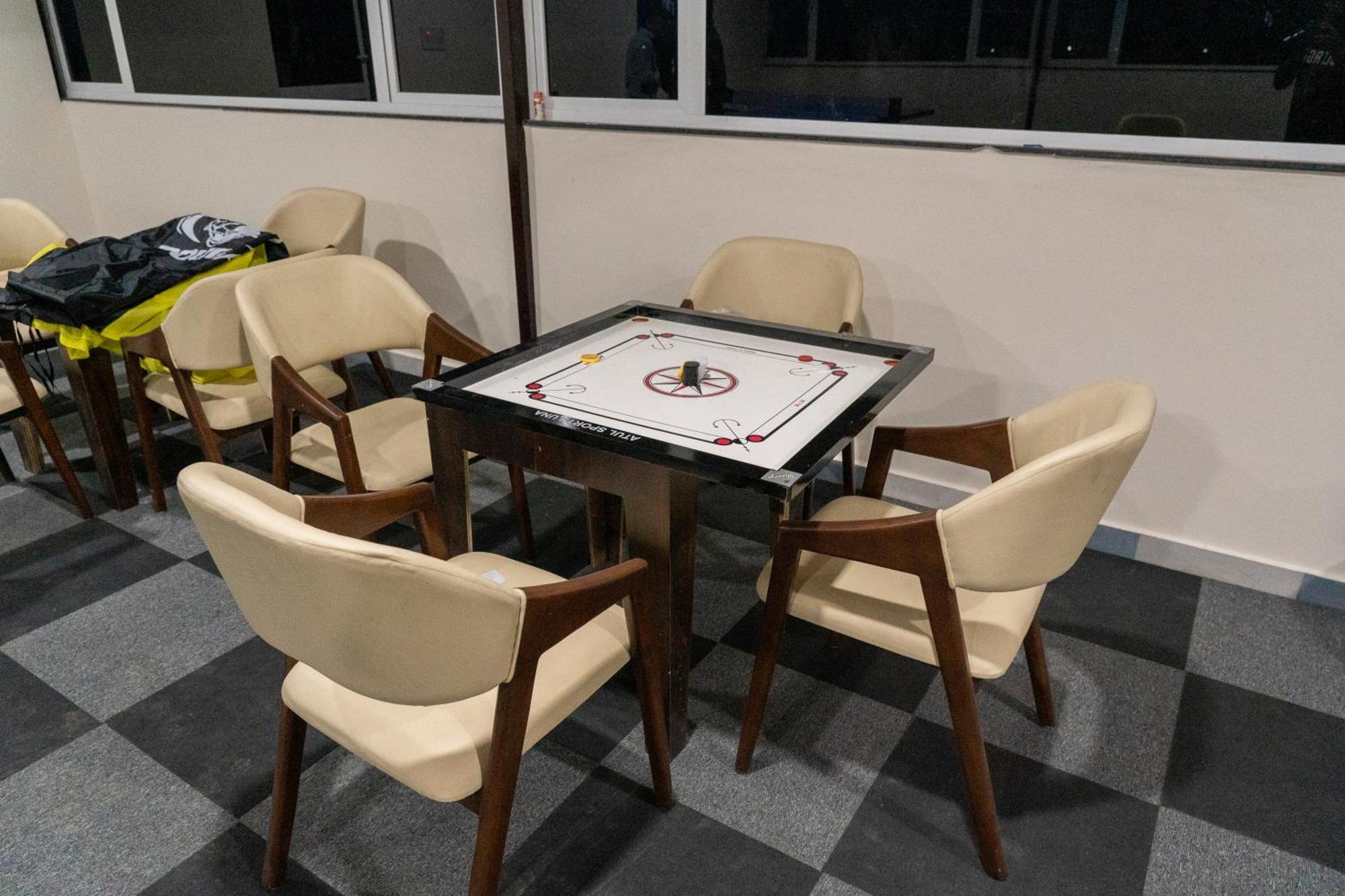 Flamingo Club And Resort Una 3 Km Away From Diu Check Post Екстериор снимка